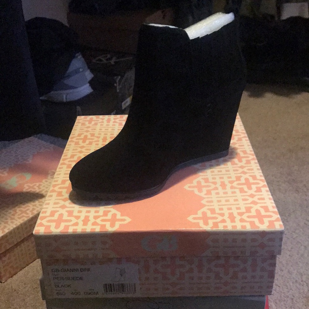 Brand new! Black wedge booties  FLASH SALE!!!❤️